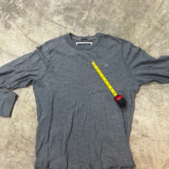 XL gray men’s Abercrombie and Fitch long sleeve tshirt - Picture 6 of 7
